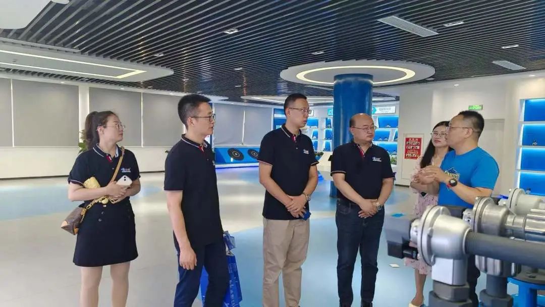 泰祺教育江蘇校區校長劉民成一行走訪我司進行考察交流插圖 泰祺教育江蘇校區校長劉民成一行走訪我司進行考察交流插圖