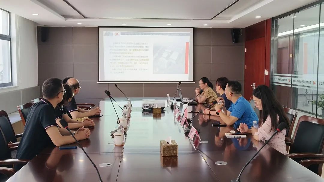 泰祺教育江蘇校區校長劉民成一行走訪我司進行考察交流插圖2 泰祺教育江蘇校區校長劉民成一行走訪我司進行考察交流插圖2